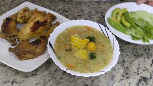 Sopa de Arroz con Gallina